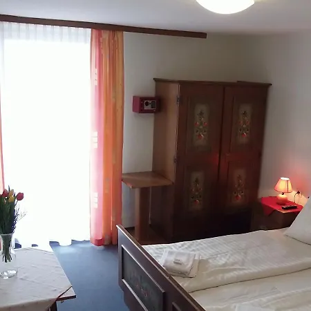 ゲストハウス Goetschlhof シュラートミンク